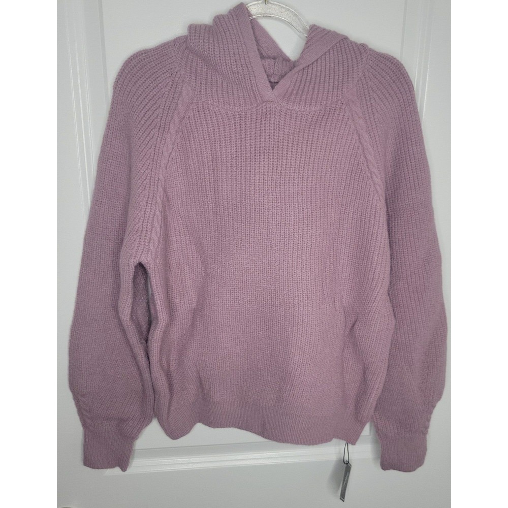 Ribbed knit hooded pullover sweater